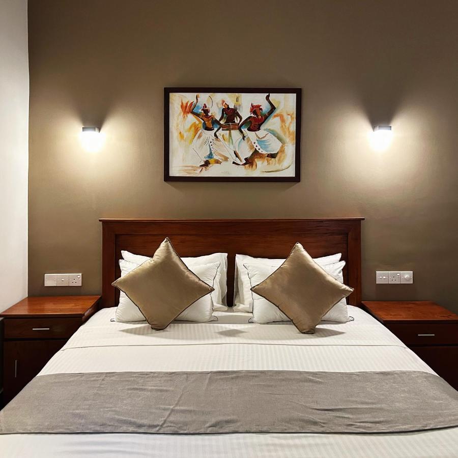 Cliveland Residence 康提 外观 照片