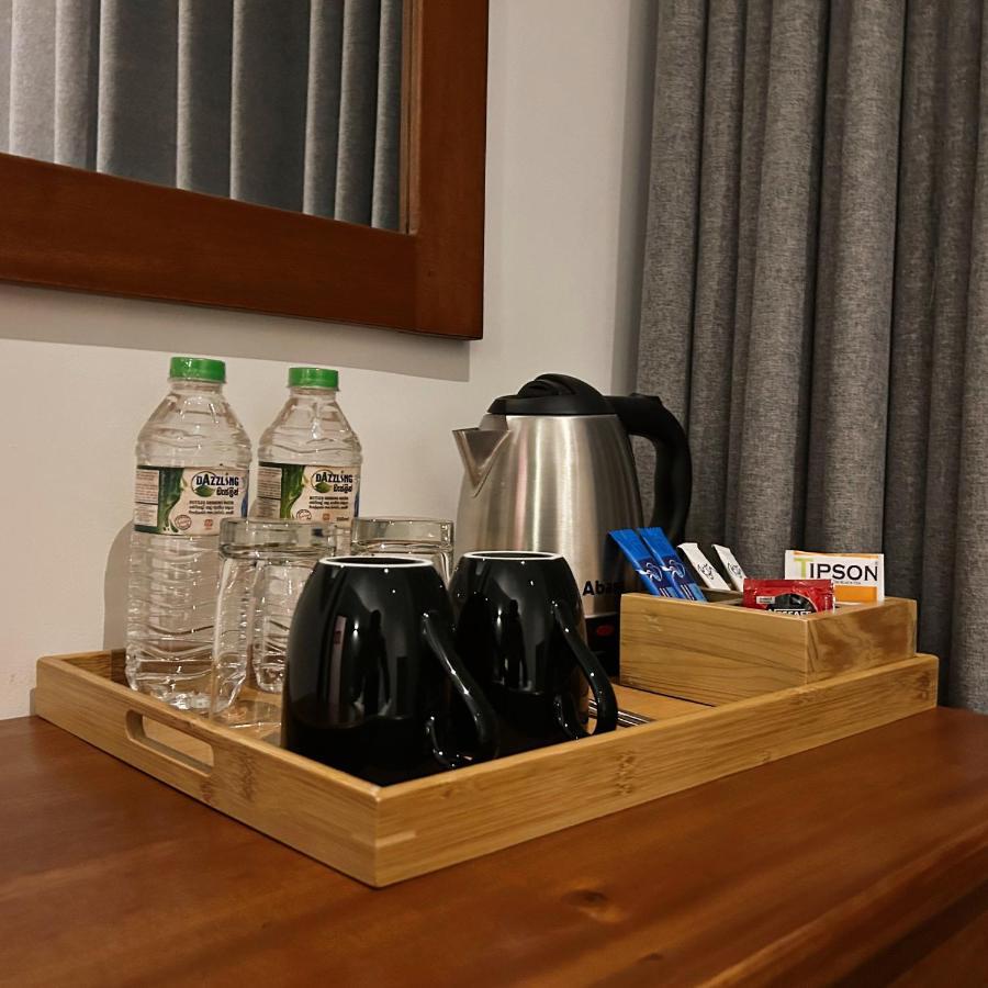 Cliveland Residence 康提 外观 照片
